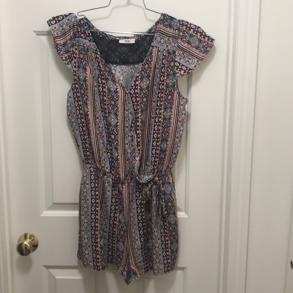 JOE B by Joe Benbasset Multi-Colored Romper
